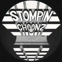 Load image into Gallery viewer, D-Zyne &amp; DJ Fury : Timez 'R' Changin' / The Horny Raver (12",45 RPM)