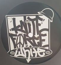 Load image into Gallery viewer, DS1 (2) : The Bully Parade EP (12", Ltd)