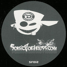 Load image into Gallery viewer, Diplomat : Dub War (12",45 RPM)